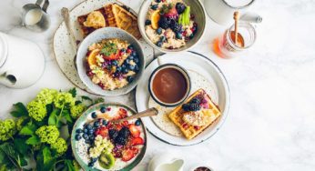 Top 15 Nutritious and Healthy Foods to Pack When Traveling